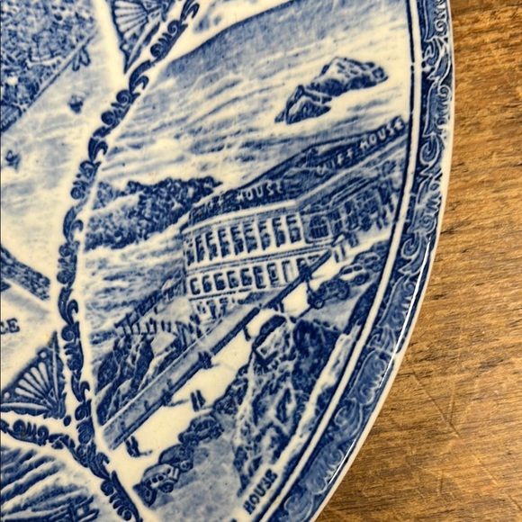 Blue & White Decorative Plate Souvenir of San Francisco Oakland Bay Bridge KK466 - Picture 6 of 8